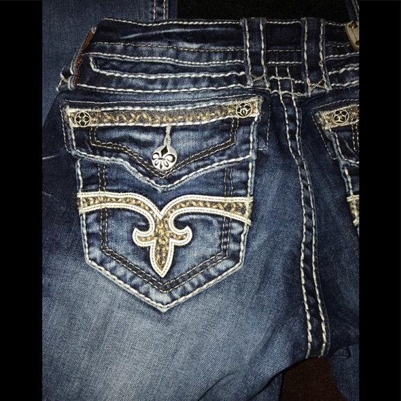 Jeans - Picture 2 of 3